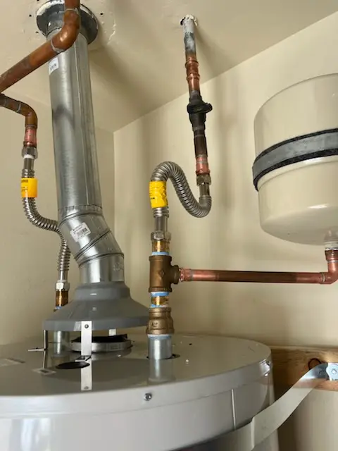 Water heater installation and plumbing repair in Laurel Canyon